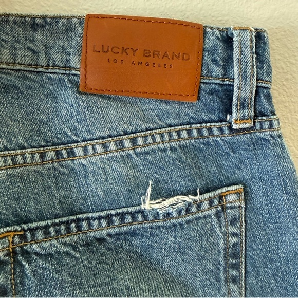 Lucky Brand Mid Rise Boy Classic Blue Distressed Jeans women’s 28 - Picture 4 of 5